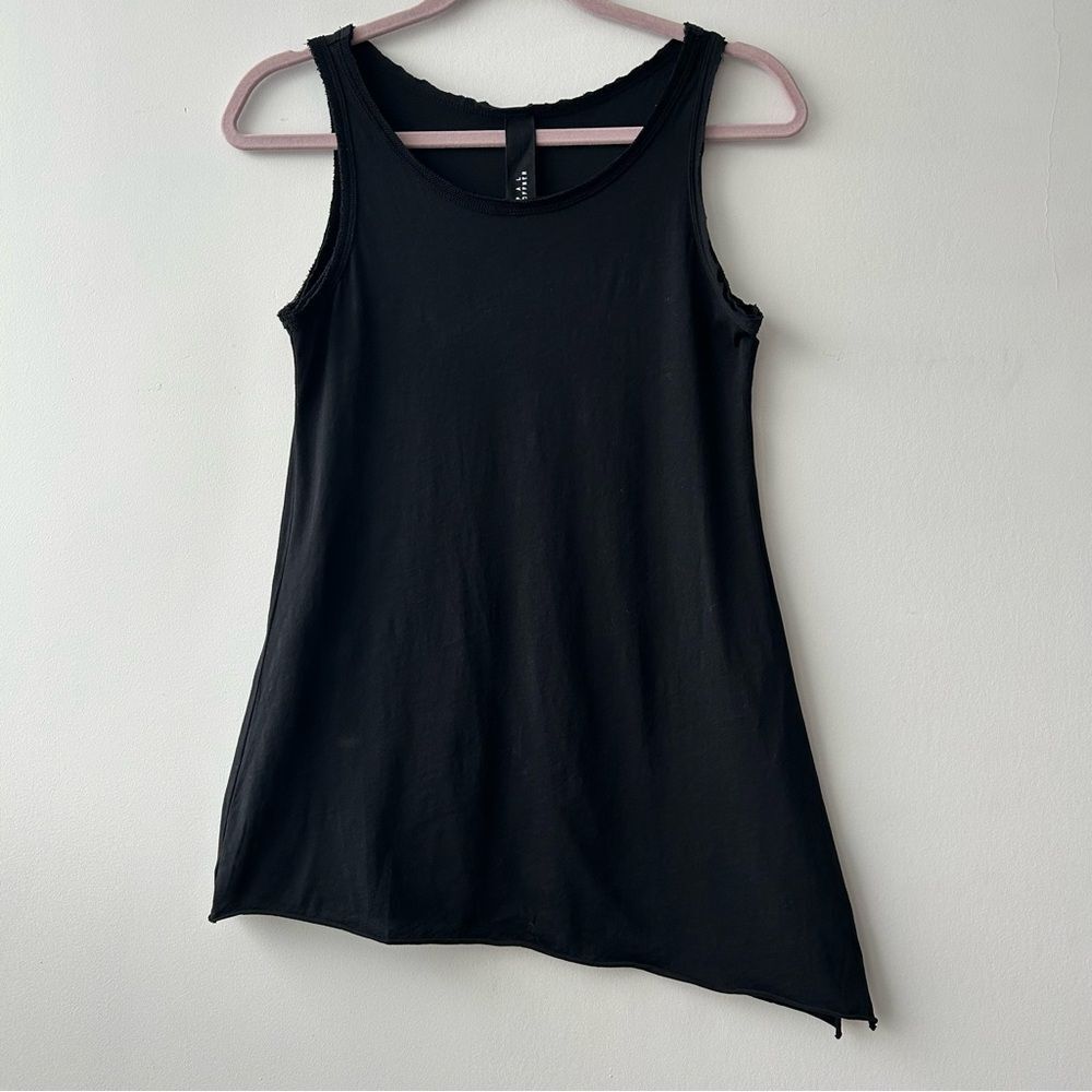 PAL OFFNER Asymmetrical and A-line Tank Top with raw edges in black
